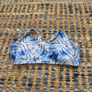 5/25$ blue and White Tie-Dye Sports Bra